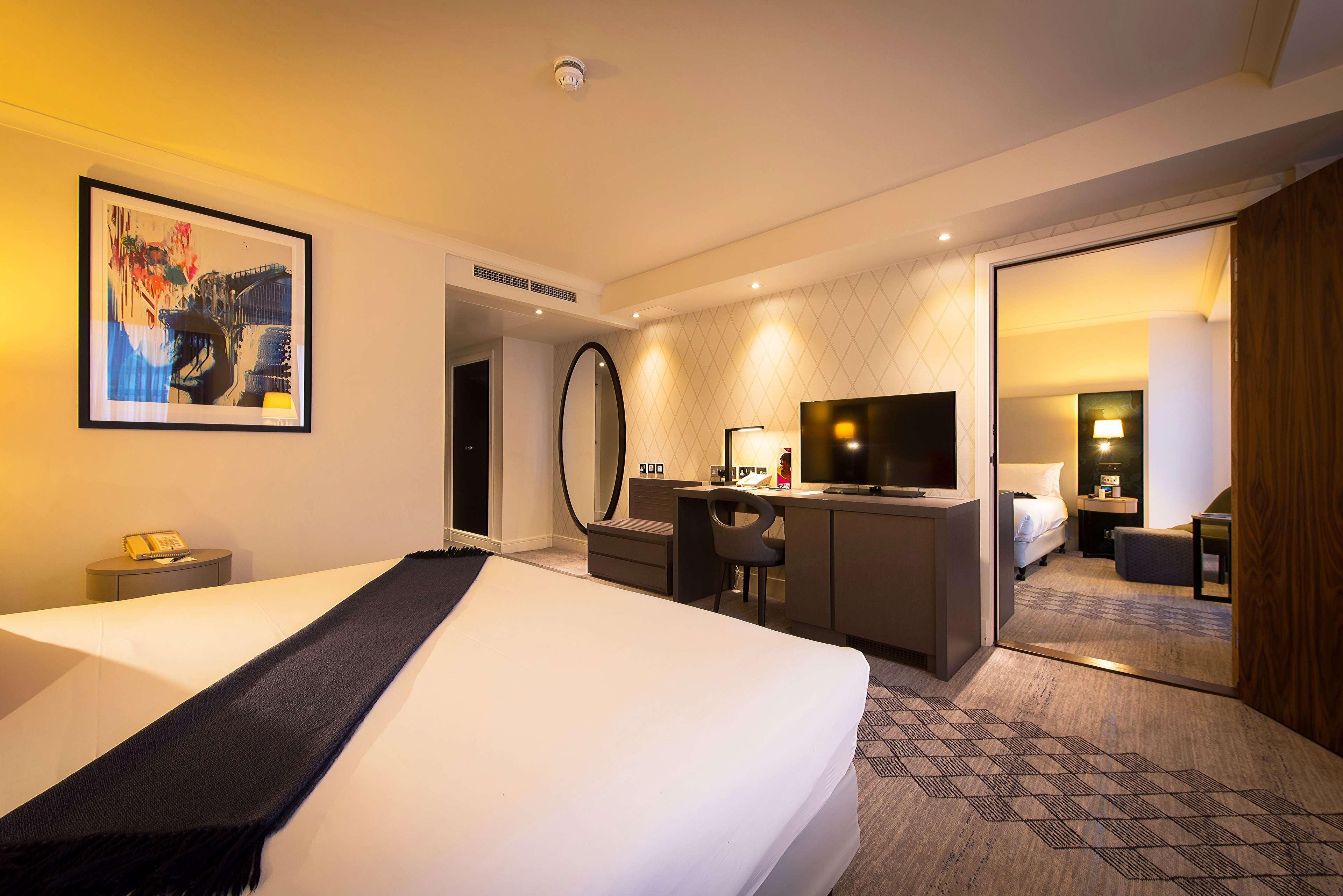 מלון Doubletree By Hilton London Kensington מראה חיצוני תמונה