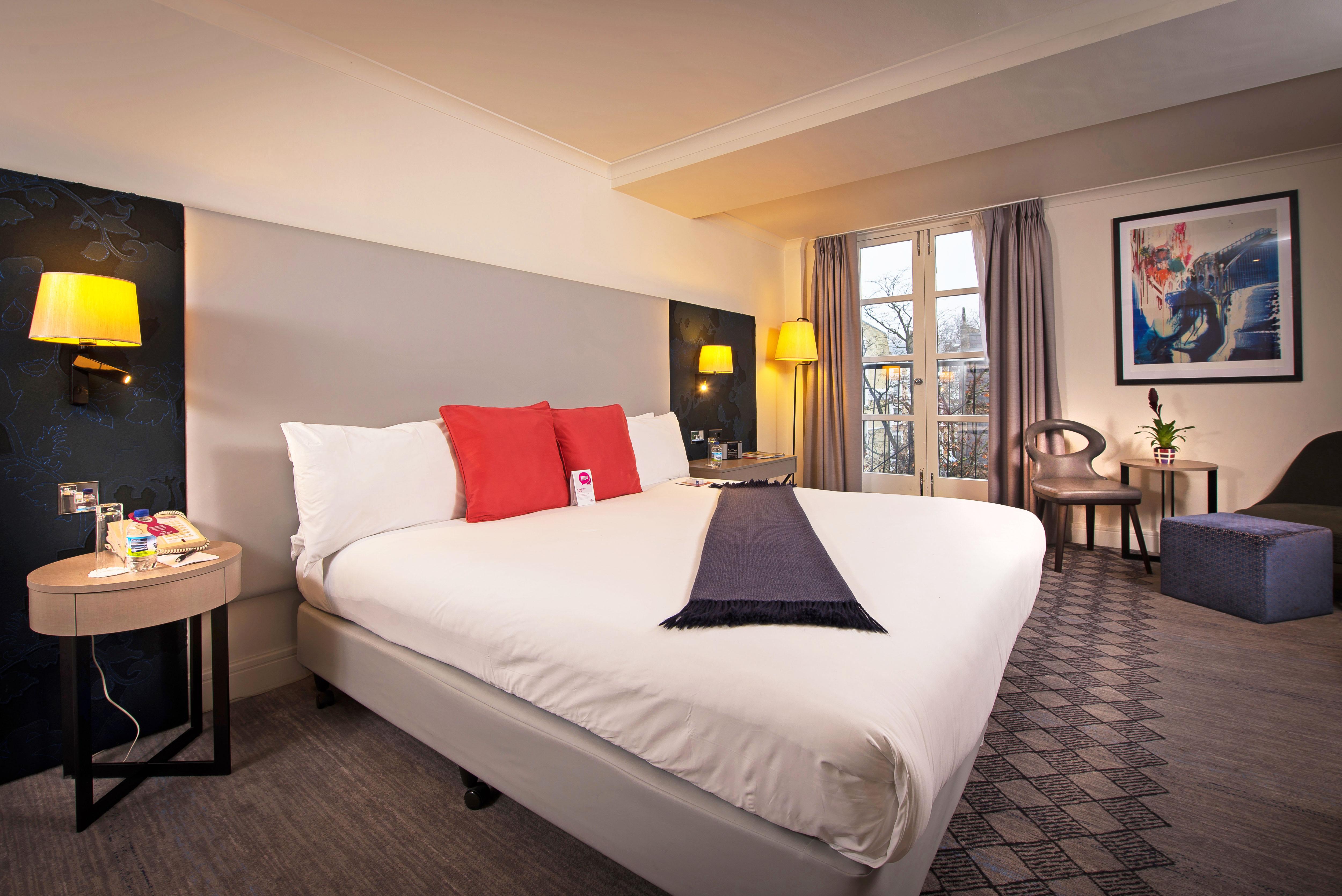 מלון Doubletree By Hilton London Kensington מראה חיצוני תמונה