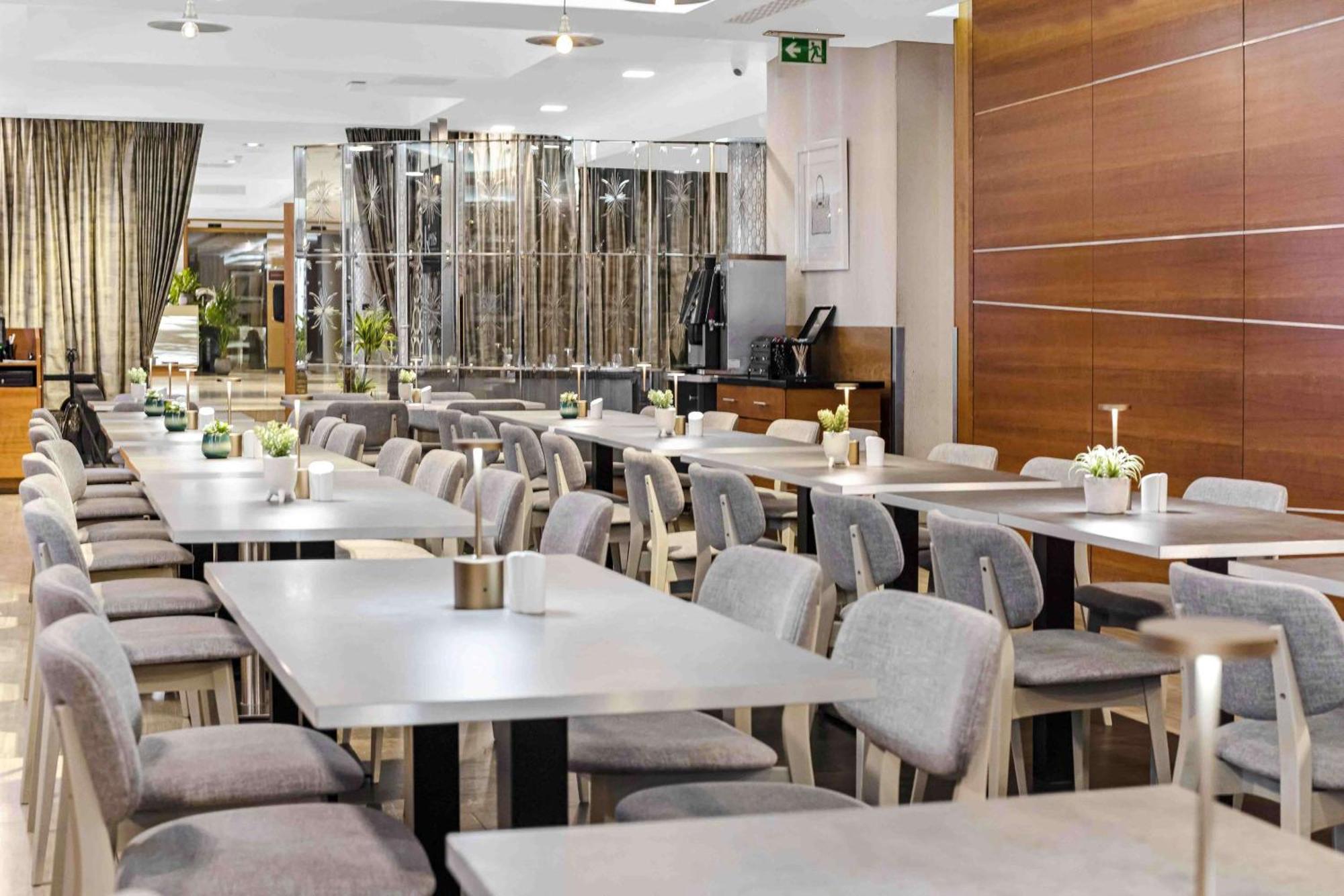 מלון Doubletree By Hilton London Kensington מראה חיצוני תמונה