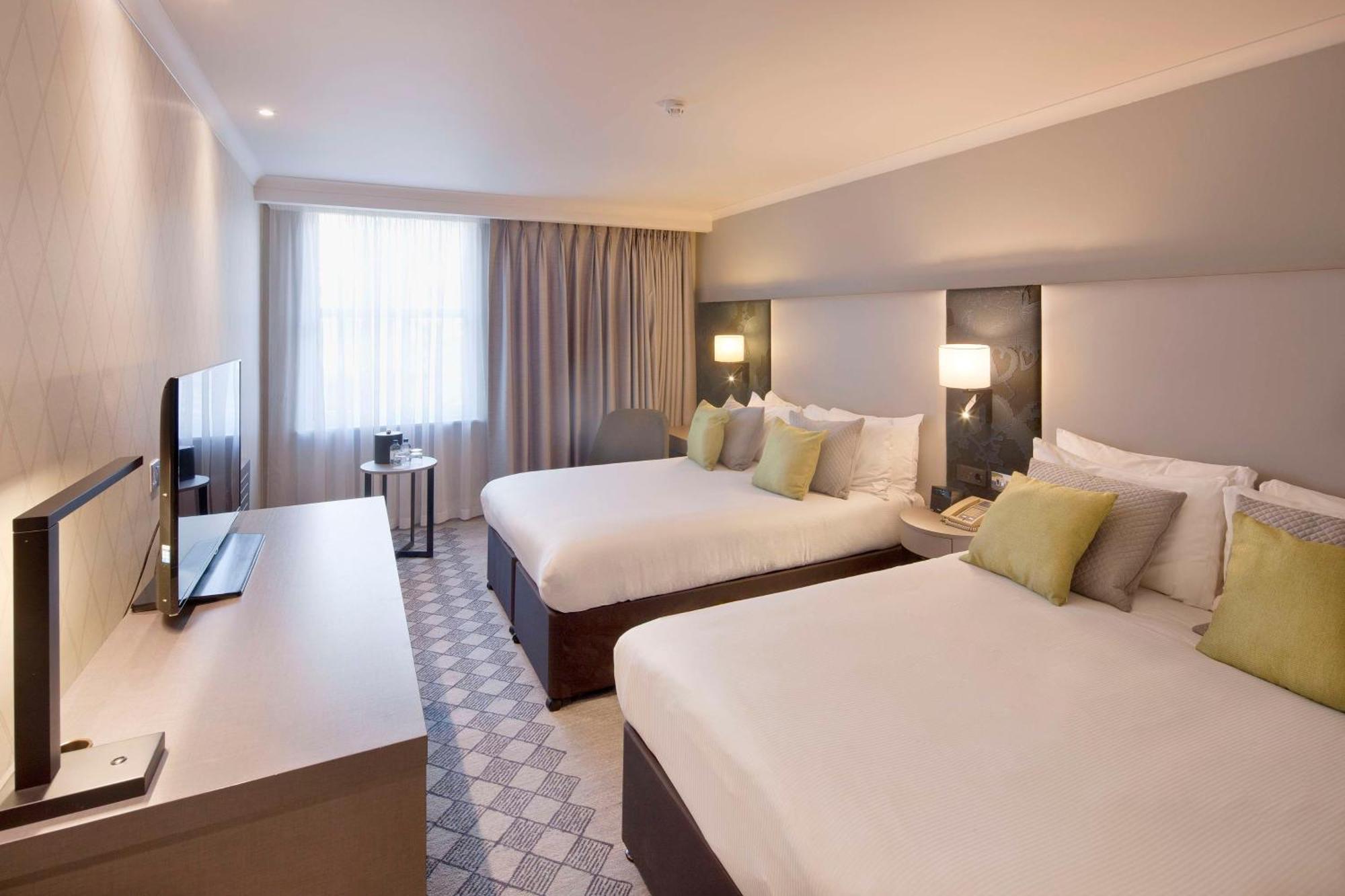 מלון Doubletree By Hilton London Kensington מראה חיצוני תמונה