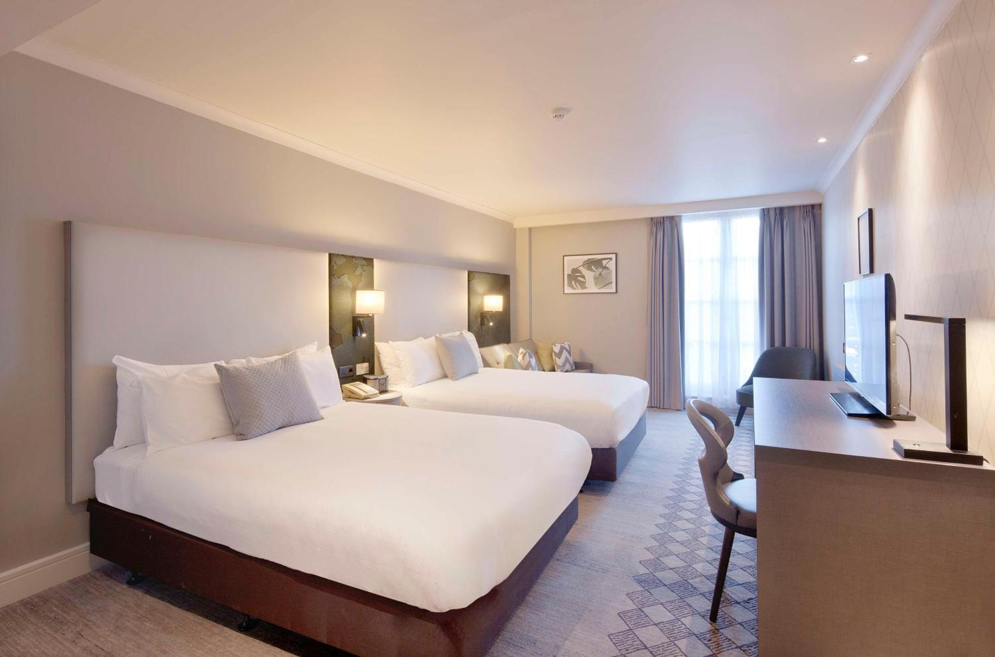 מלון Doubletree By Hilton London Kensington מראה חיצוני תמונה