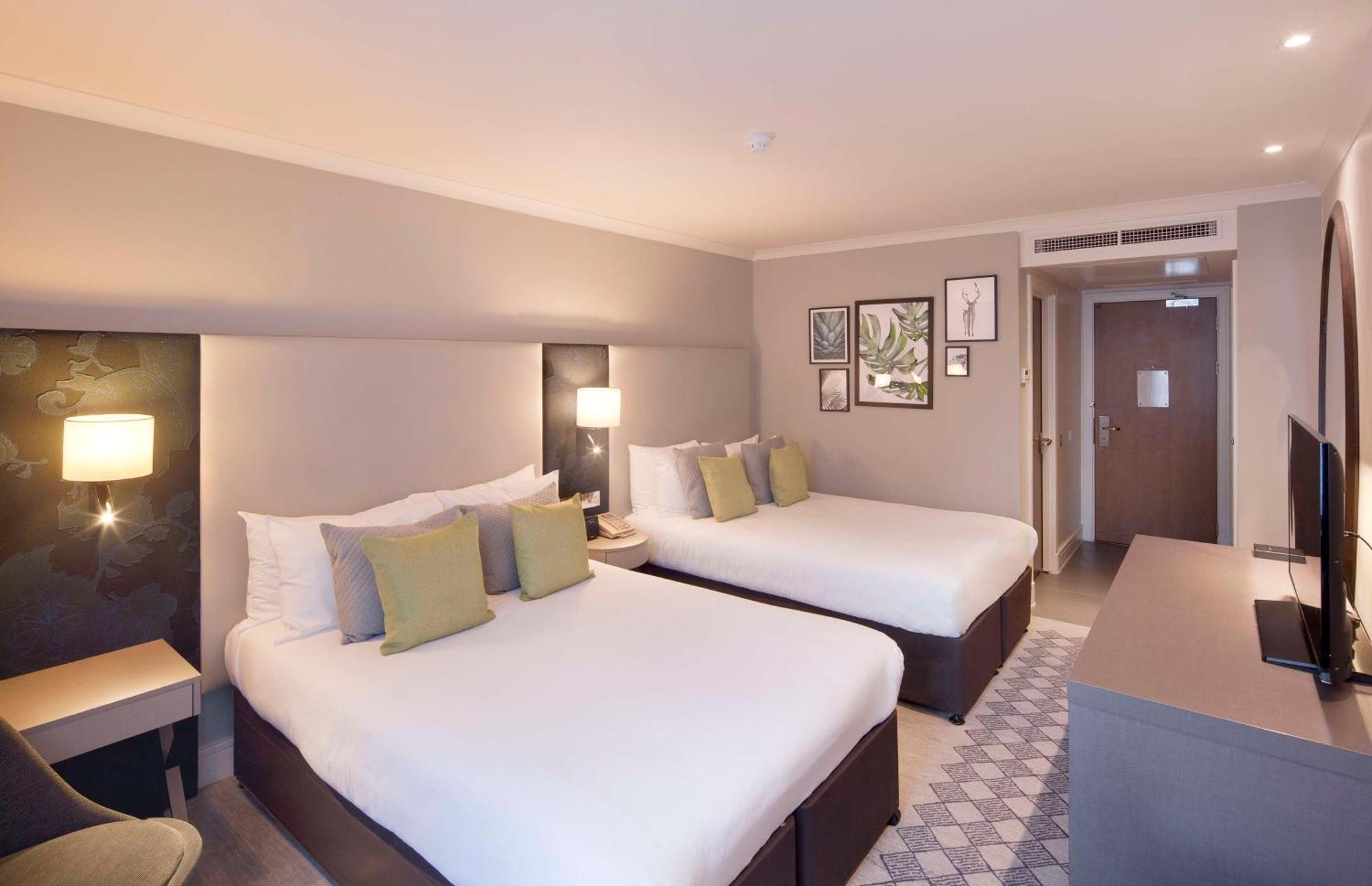 מלון Doubletree By Hilton London Kensington מראה חיצוני תמונה